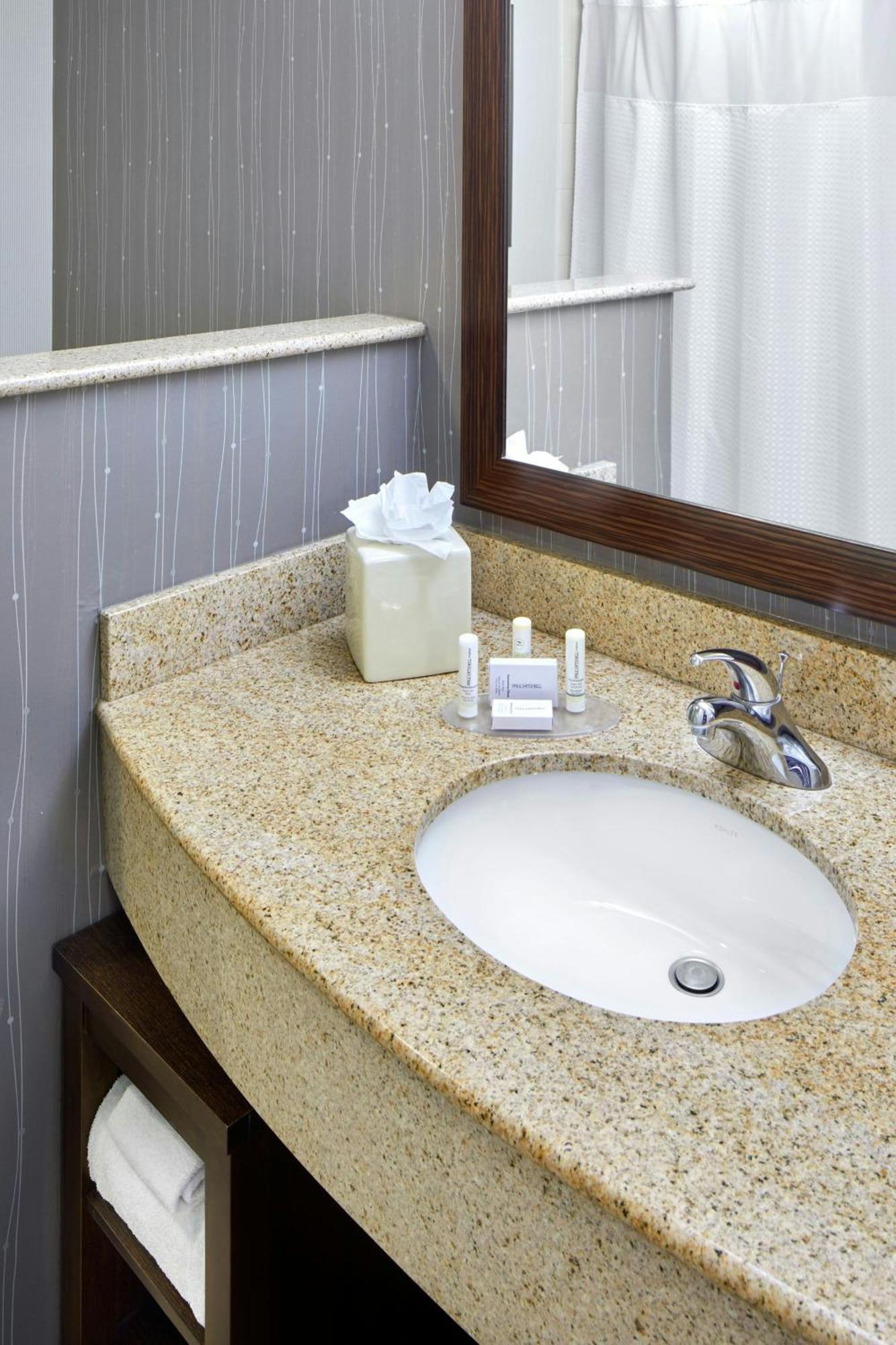 Courtyard By Marriott San Antonio Six Flags At The Rim Hotel Bagian luar foto