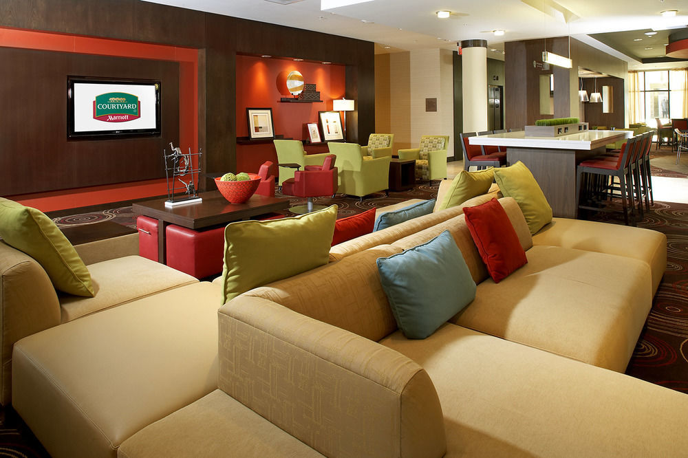 Courtyard By Marriott San Antonio Six Flags At The Rim Hotel Bagian luar foto
