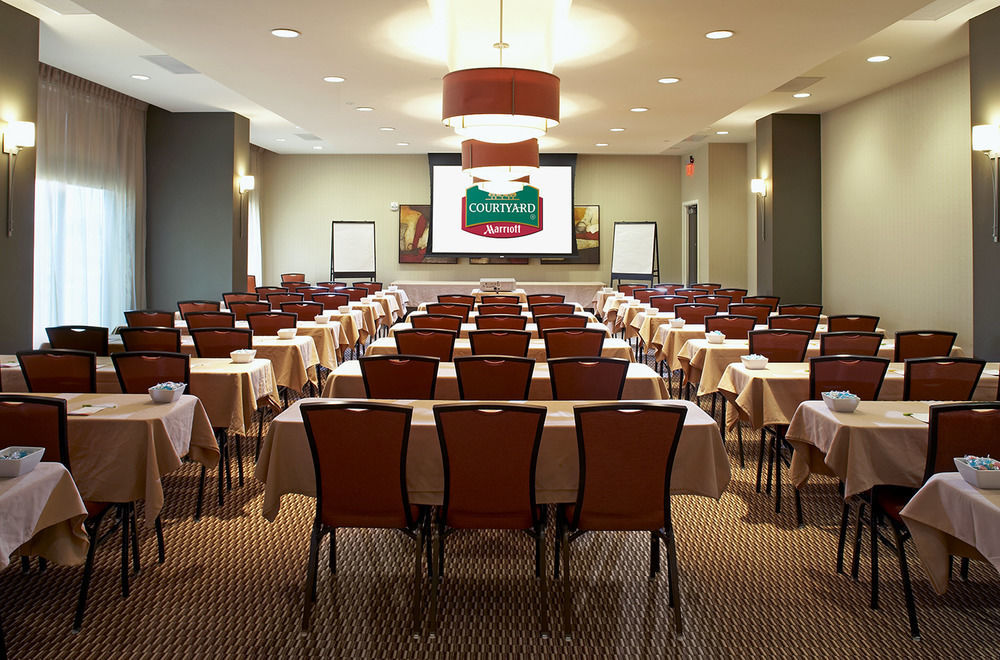 Courtyard By Marriott San Antonio Six Flags At The Rim Hotel Bagian luar foto