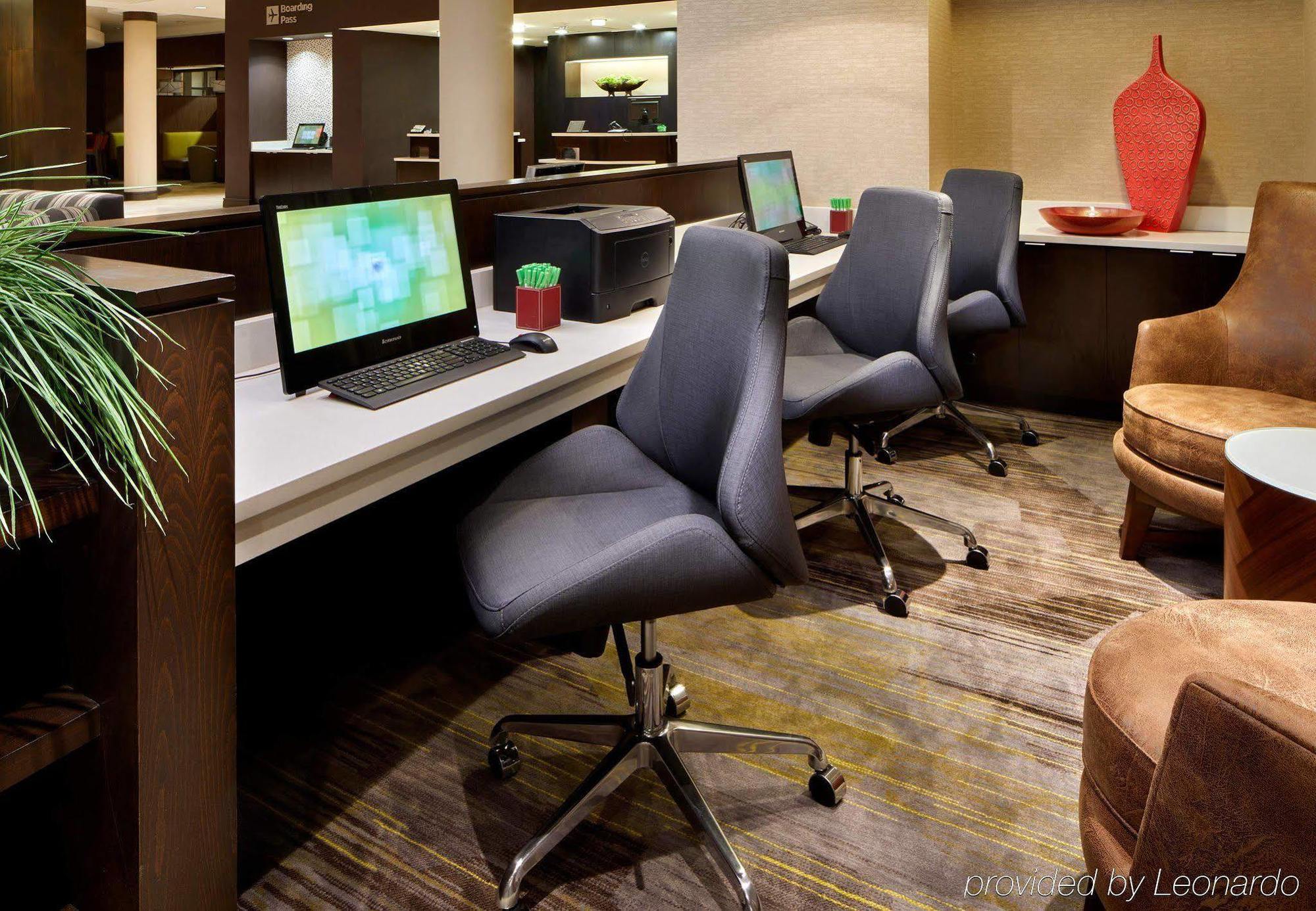 Courtyard By Marriott San Antonio Six Flags At The Rim Hotel Bagian luar foto